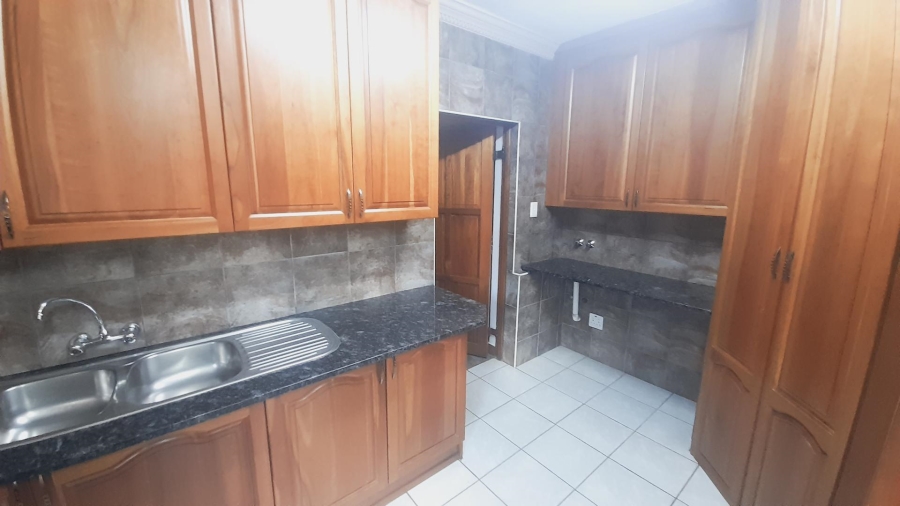 4 Bedroom Property for Sale in Birdwood Estate North West